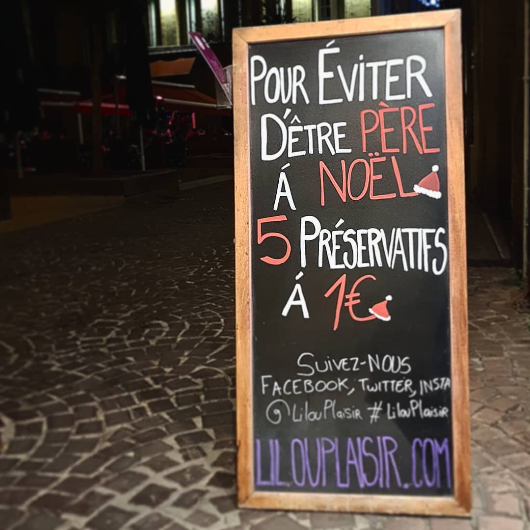 noel-panneau-preservatifs-lilou-plaisir